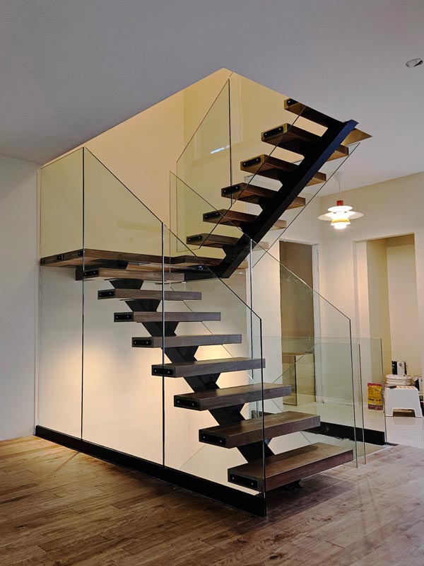 galleries/staircases image 9